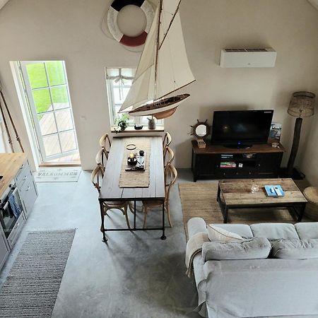 Вилла Litet Hus I Mysig By Naera Havet Истад Экстерьер фото