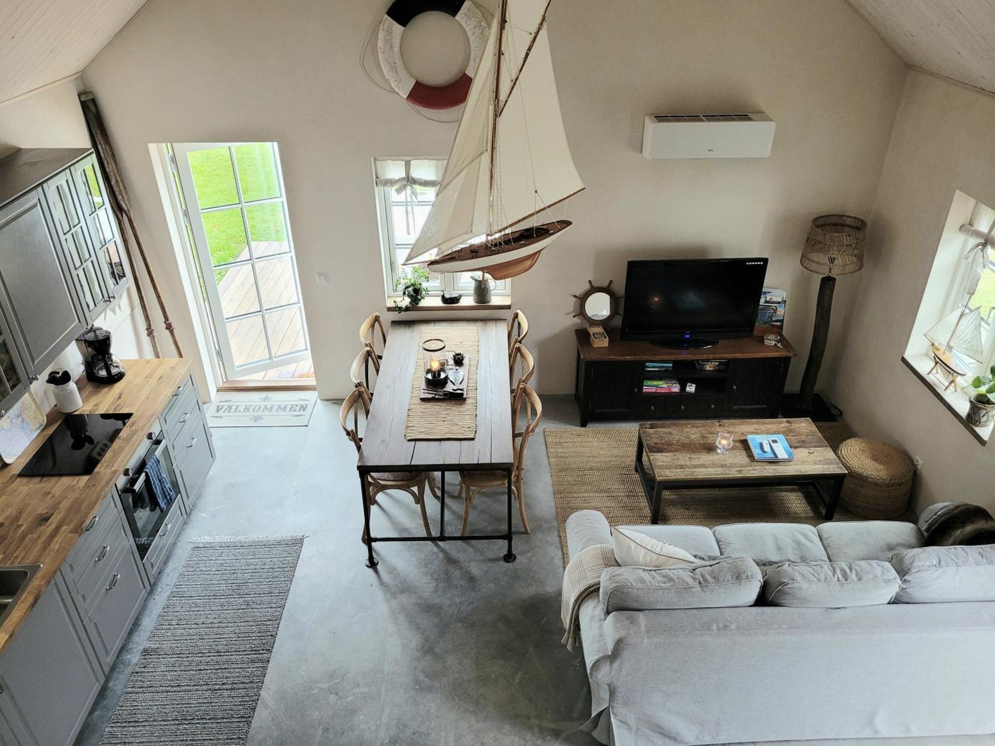 Вилла Litet Hus I Mysig By Naera Havet Истад Экстерьер фото